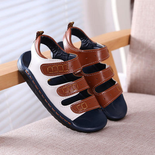 给孩子穿上舒适的鞋,宝宝脚厚可以穿的鞋子夏天