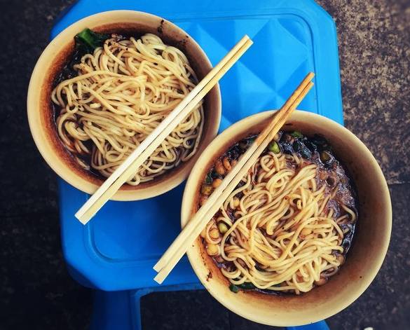 来一趟重庆带什么好,如果有朋友来重庆你会带他去哪