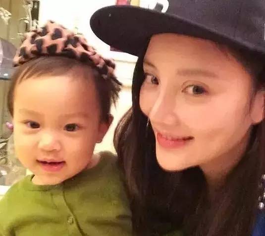 澶璋堜簩鑳庨毦浜х殑鐪熷疄缁忓巻,澶鍒嗕韩浜岃儙闅句骇缁忓巻