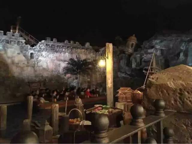 跟着朵拉去探险英文,迪士尼上海儿童游玩攻略