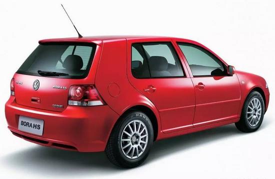 经典宝来两厢版,新款宝来哪一年的最好看