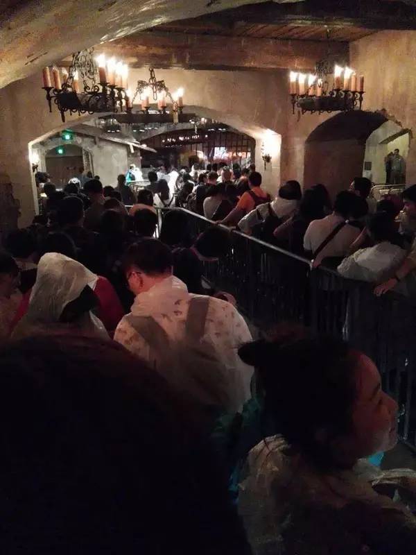 上海迪士尼一天亲身经历,迪士尼吓哭所有的孩子