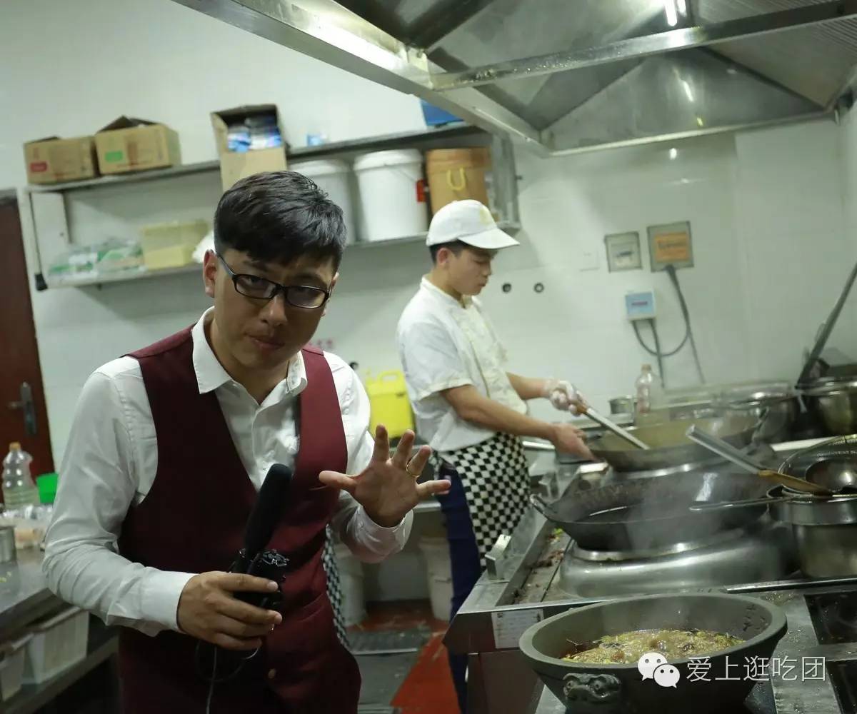 “熊掌与鱼不可兼得也”，但这晚石锅与鱼却兼得了~