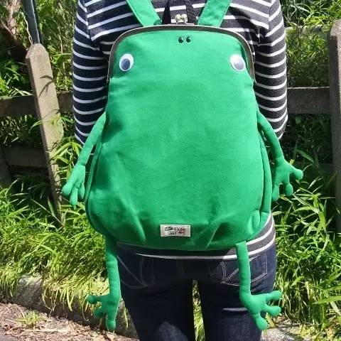 lv值得推荐的双肩包,和lv一样的双肩包