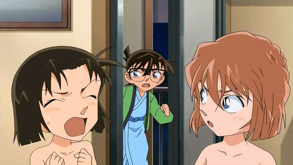 柯南雪藏多年的2个小秘密，最不想让小兰知道！