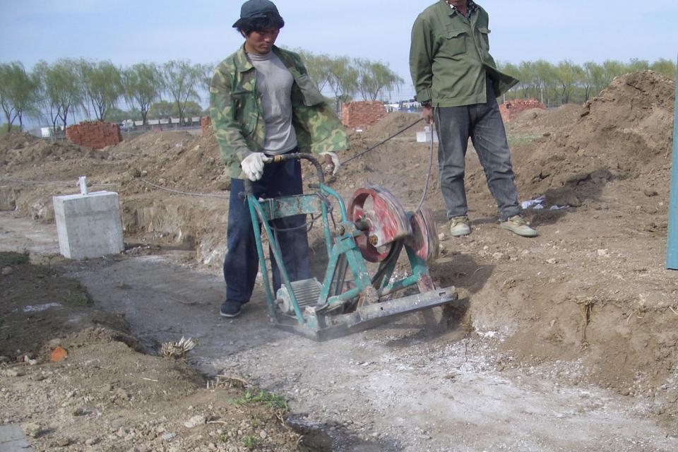 钢结构厂房天沟施工,钢结构厂房施工过程动画视频