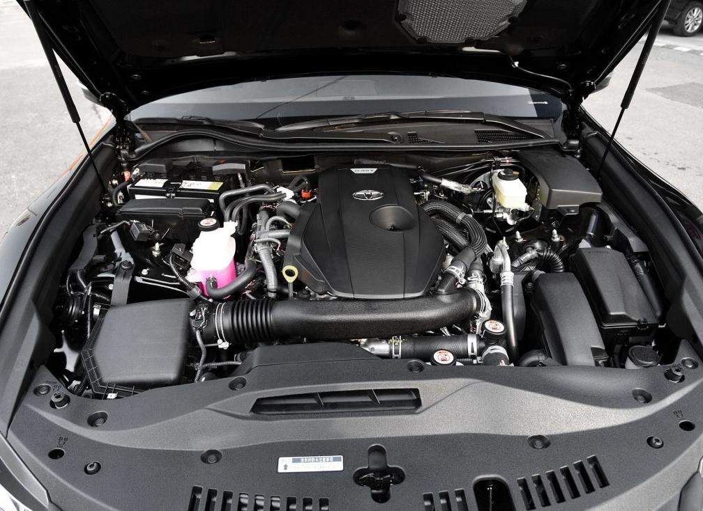 皇冠陆放2.0t车型上市时间,丰田皇冠2.0t车型零百测试