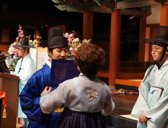 神威的旅行日记：韩国80后传统婚礼