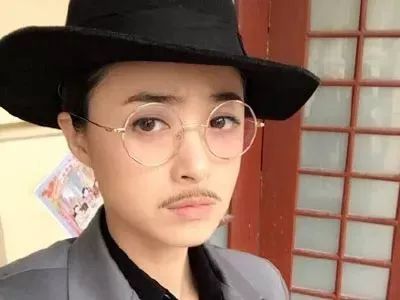 测测你是不是直男或者直女,不穷不丑