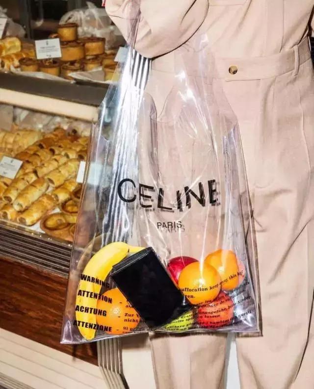 杨幂迪丽热巴带货女王,徐濠萦代言的鞋子