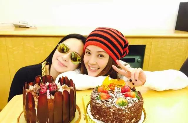 twins十年前视频,twins假正经