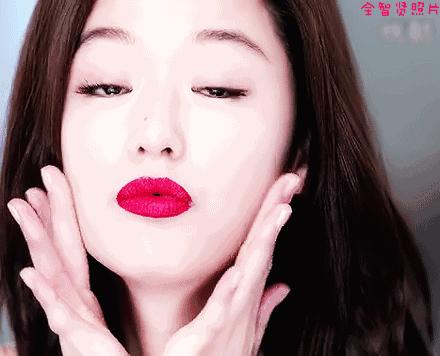 温柔小嘴，性感大嘴，您说说哪个更美？