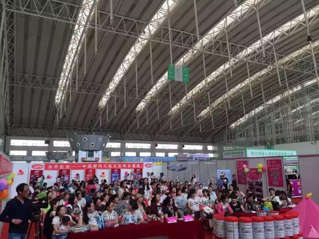 直击现场┇龙丹展位惊喜连连，激情夏日，我们一起嗨翻520！