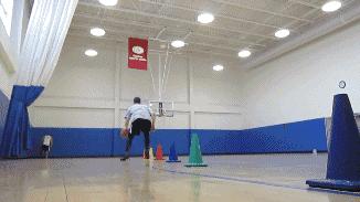 球运得好就是没法过人该怎么办,拿球时不轻易丢球的三个技巧