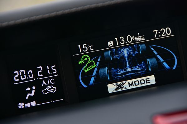 自成一派原创视频,2016款2.0斯巴鲁森林人评测