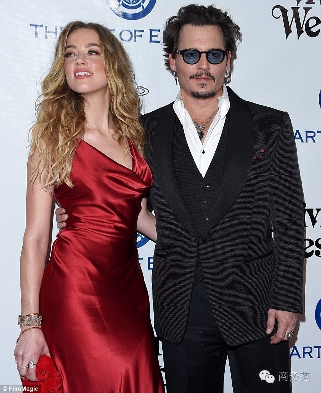 德普和艾梅柏离婚分了多少钱,德普首谈离婚完整视频