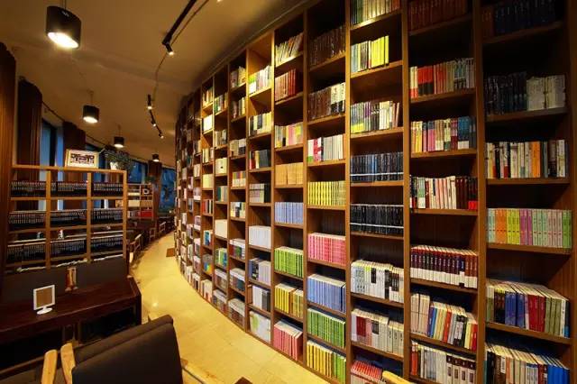 娌℃湁杩滄柟鍙湁褰撲笅鐢熸椿,鏉鹃槼鍘块檲瀹堕摵浜戝姘戝