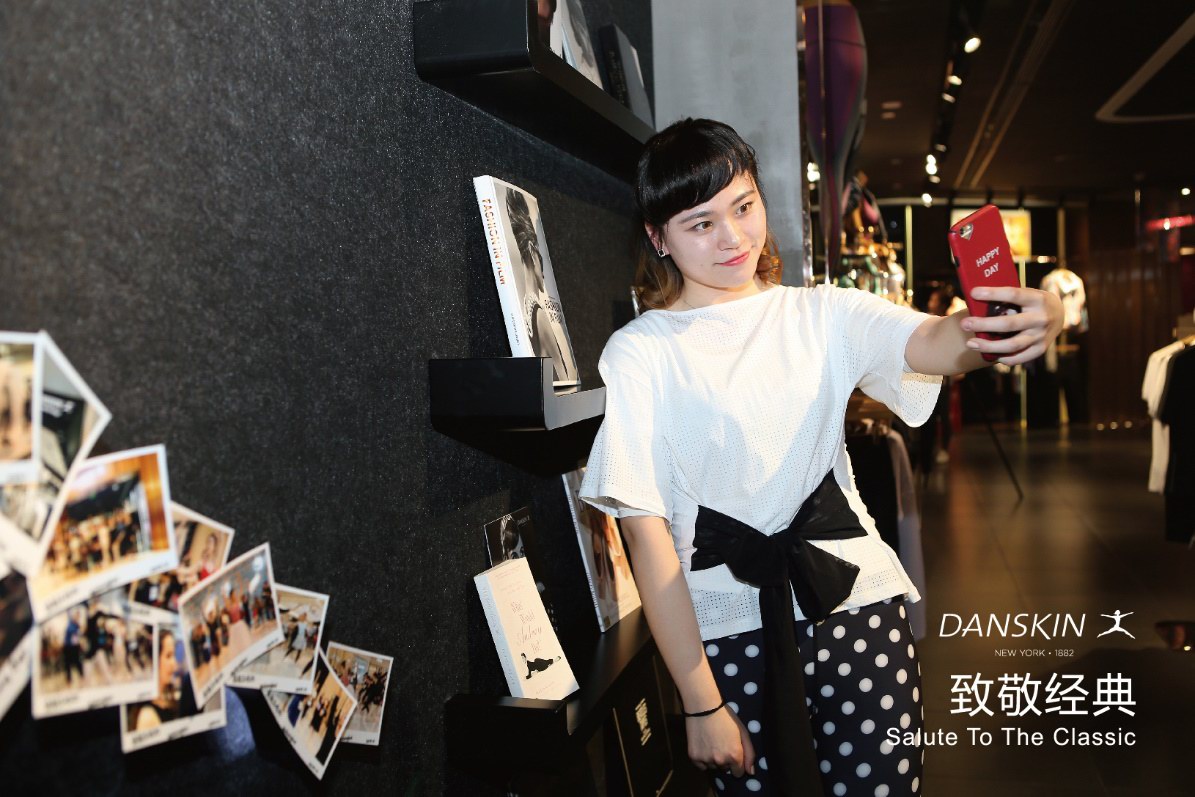 DANSKIN｜向赫本致敬，优雅是唯一不会褪色的美