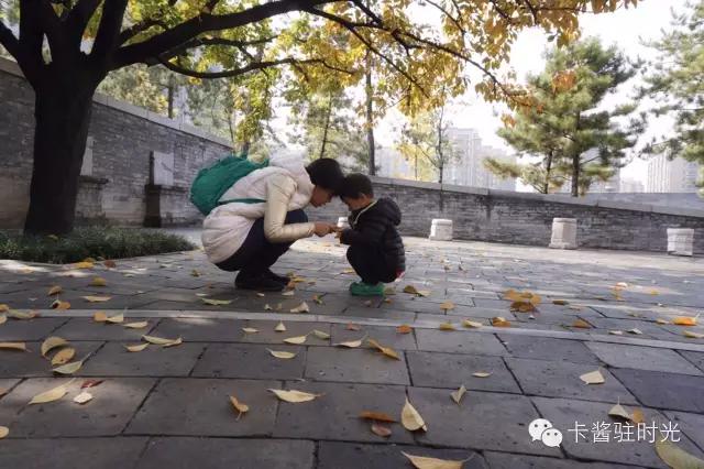 你工作亦或全职妈妈，*他干**人何事？