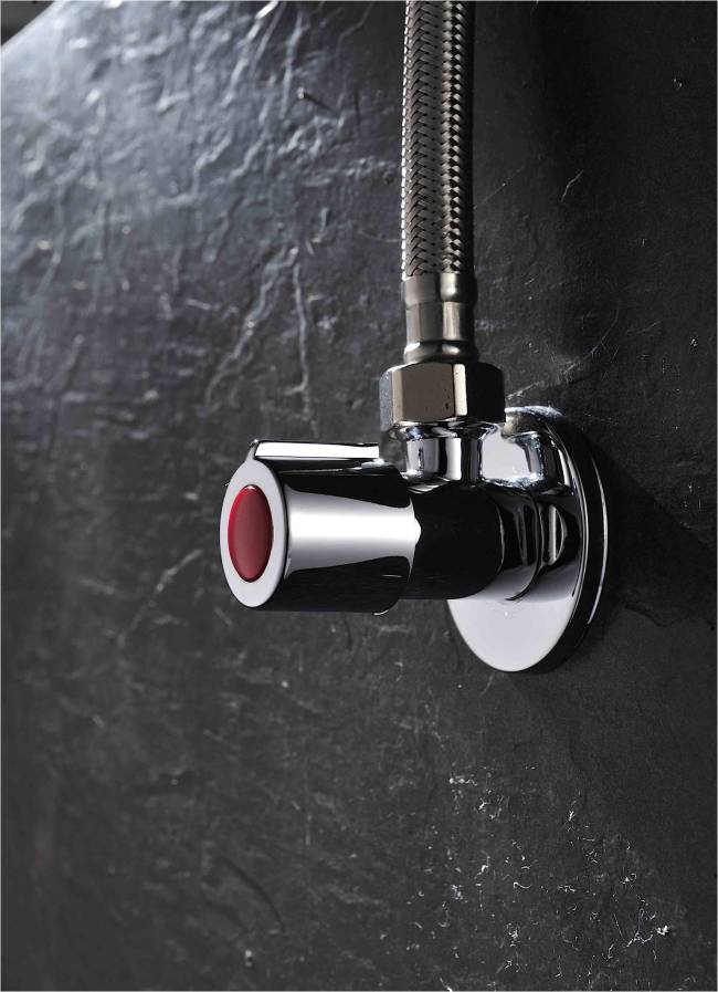 装修前需要提前购买角阀,装修房子一般角阀买多大尺寸的