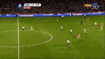 他被称球场莫扎特，酷似张杰曾陷招妓丑闻，35岁国家队最后一战