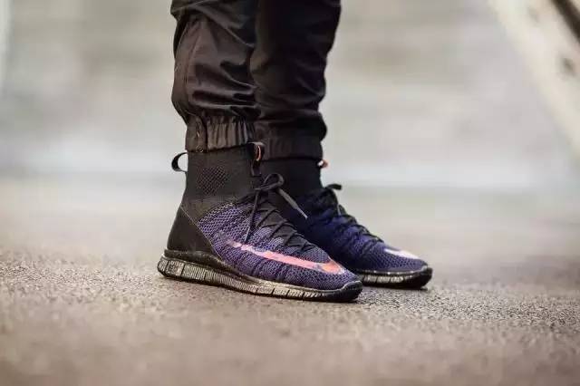 吕布与赵云大战谁厉害,吕布大战赵云谁厉害视频