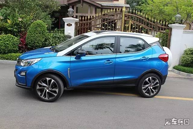 兵哥评车,试驾比亚迪元燃油版视频