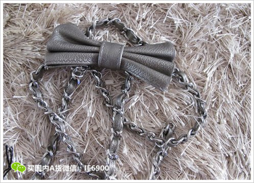 国人在外国占领巴黎春天，外国人眼里是这样看我们中国人的！