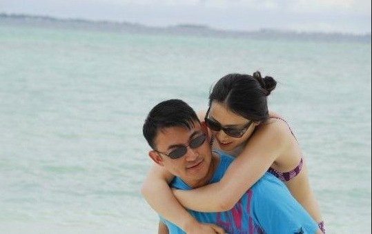 蛙后的传奇人生，斥泳池不干净被恩师扇耳光，恋富五代如今仍单身