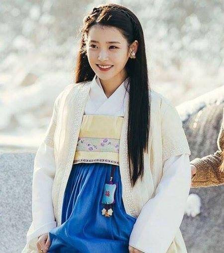 韩国潮*妞小**“IU”皮肤美爆天，迷倒大叔男友，国民妹妹无敌！