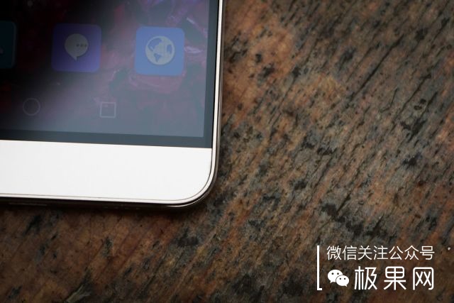 翻转吧摄像头,前后都能照出完美的照片:荣耀7i体验