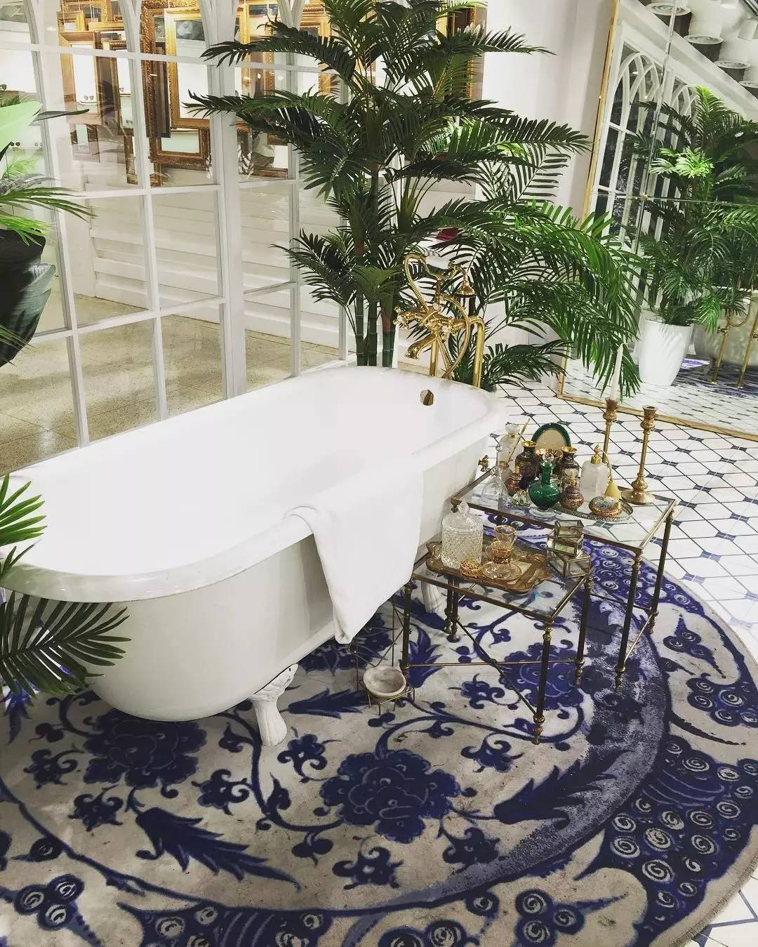 有没有必要买100多块的墨镜,为什么不能买便宜的墨镜