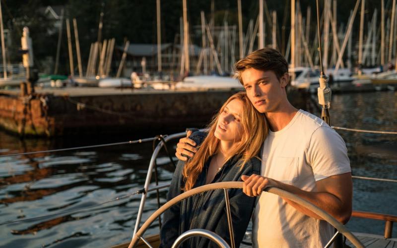 阿诺帅气儿子 与甜姐儿拍纯爱片