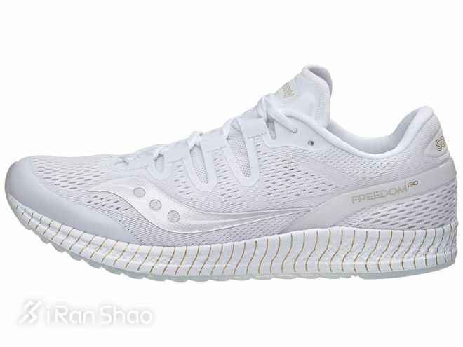 耐克亚瑟士联名跑鞋,一周运动新品春日跑鞋打响技术战