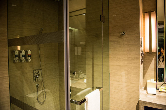 杞诲鏃呰,杞诲鍑鸿