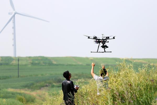 大疆无人机对比小米无人机,大疆小米无人机