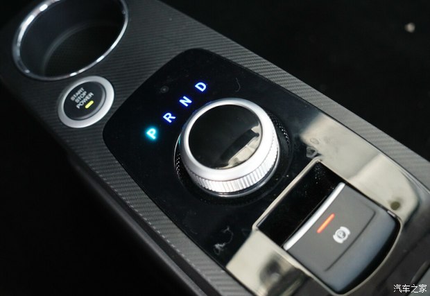 众泰e200电动评测,难得一见的精品汽车