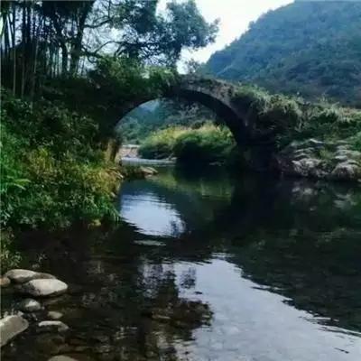 最美我家乡,最美我家乡原唱