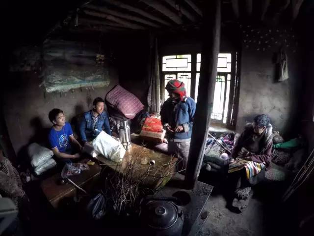 二十几岁环游世界,多大年纪还能环游世界