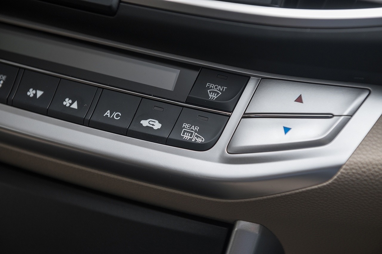 2014款本田雅阁试驾,第三种力量不容忽视