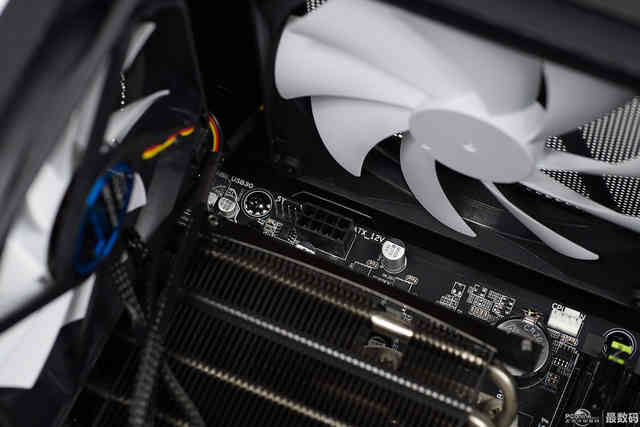 绿色信仰灯显卡,绿色信仰版