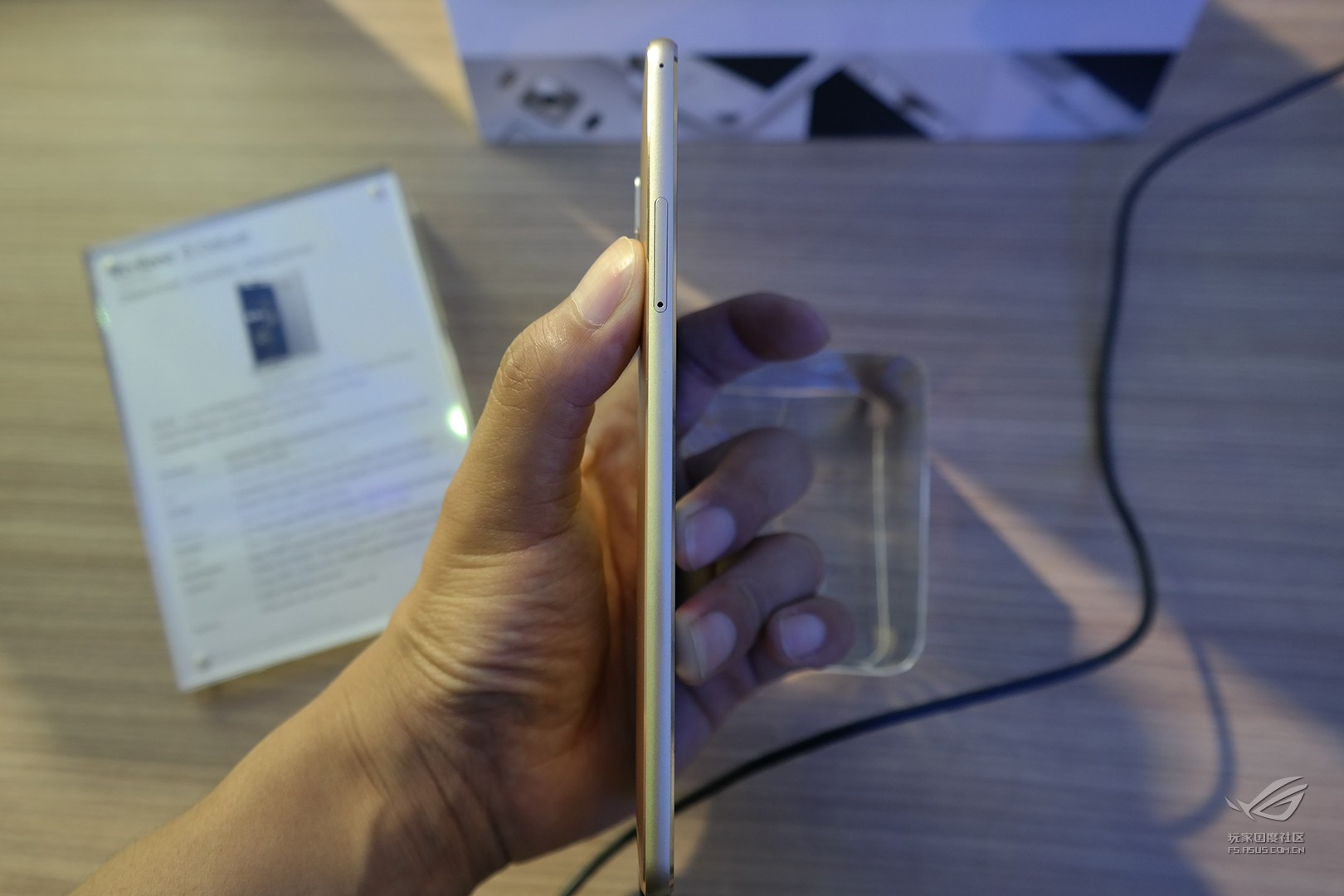 rog败家国度外设,rog败家之眼华硕主机