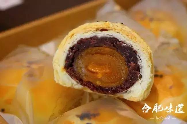 有什么事是一顿美食解决不了,有什么事情是一杯酒解决不了