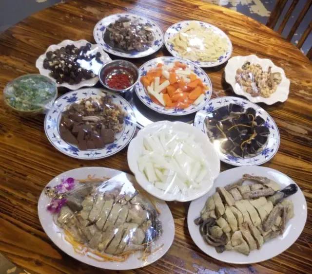 鳄鱼尾金钱片冬瓜盅？估计你未试过，来看看吧！