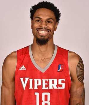 砍35+10火箭后场新星,火箭单节砍50分视频