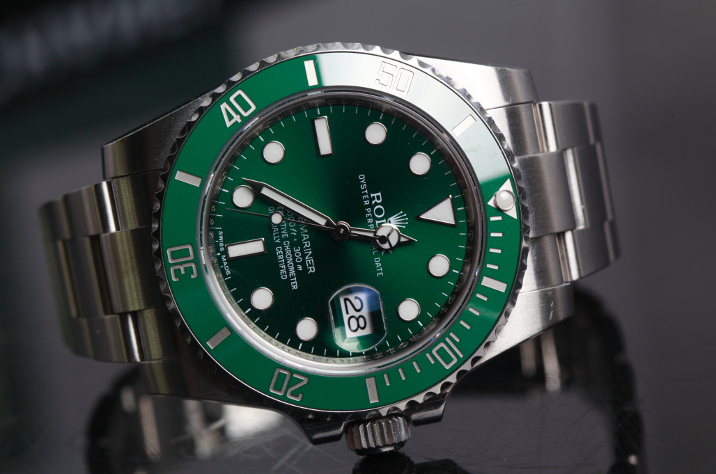 劳力士官方旗舰店真假辨别 (劳力士官方旗舰店真假怎么区分)