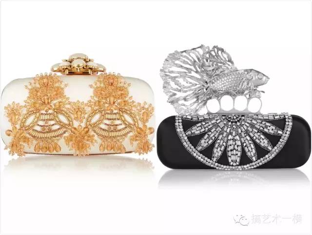 公司年会礼服鞋子怎么搭配,年会晚宴着装要求通知