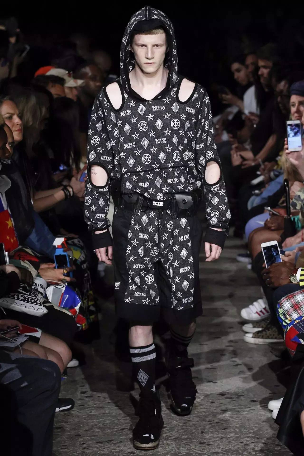 编辑说|这个伦敦男装周跟胖子无缘