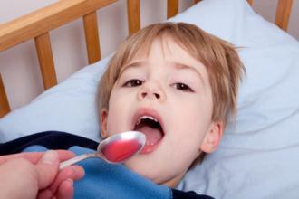 孩子生病吃药不能吃什么,小孩生病不能总吃药
