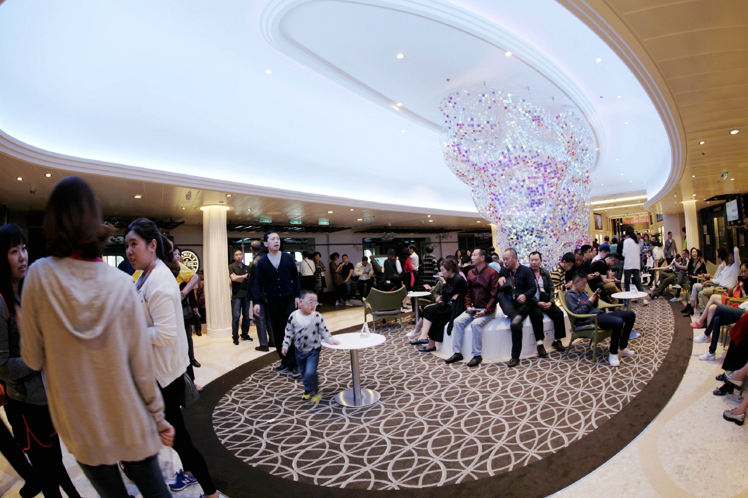 海洋量子号邮轮攻略视频,海洋量子号自由行攻略